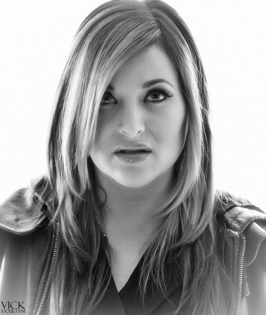 Laura M.  Young Fotoğrafı