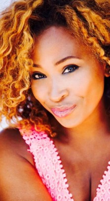 Tanika  Ray Fotoğrafı