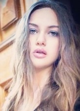 Büşra Vadze fotoğrafı