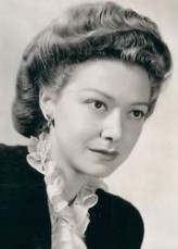 Helen Beverly fotoğrafı