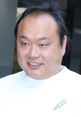 Lee Ho-cheol fotoğrafı