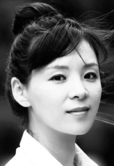 Lee Jung-Bi fotoğrafı