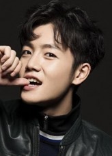 Xia Zhi Yuan fotoğrafı