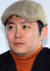 Lee Jang-Hoon (i) fotoğrafı