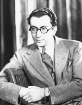 Rouben Mamoulian fotoğrafı