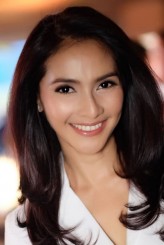 Maudy Koesnaedi fotoğrafı