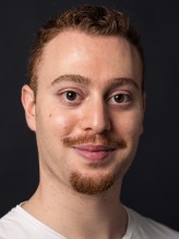 Lukas Akan fotoğrafı