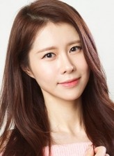 Lee Cho-Ah fotoğrafı