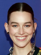 Victoria Pedretti fotoğrafı