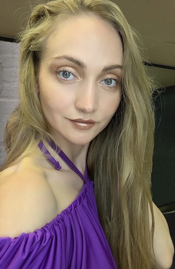 Nika Balina Fotoğrafı