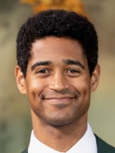 Alfred Enoch fotoğrafı