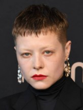 Emma D'Arcy fotoğrafı