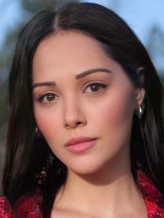 Burcu Karakaya fotoğrafı