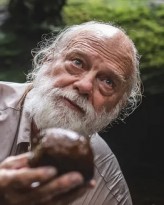 Bruce Means fotoğrafı