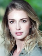 Yasemin Kay Allen fotoğrafı