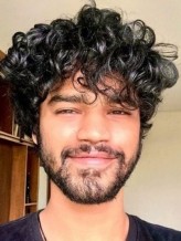 Babil Khan fotoğrafı