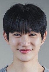 Yoon Sang-Hyeon fotoğrafı