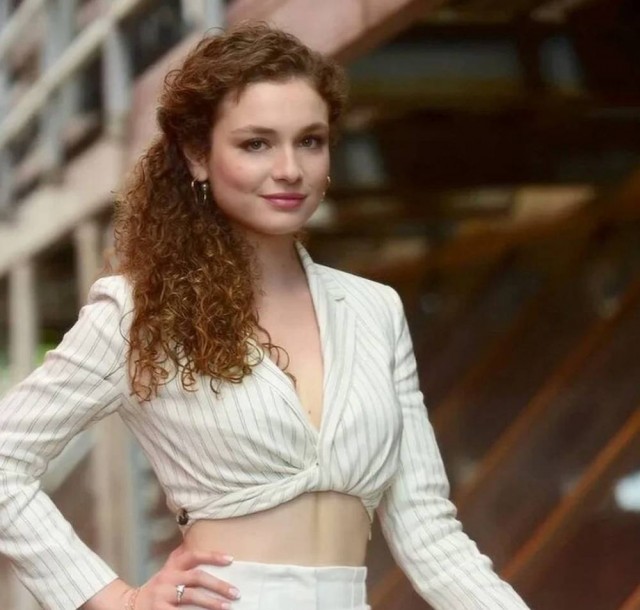 Serra Arıtürk Fotoğrafı