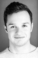 Arthur Hughes fotoğrafı