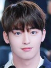 Shin Jun Seop fotoğrafı