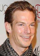 Sean Brosnan fotoğrafı