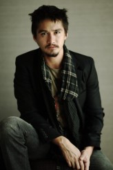 Ananda Everingham fotoğrafı