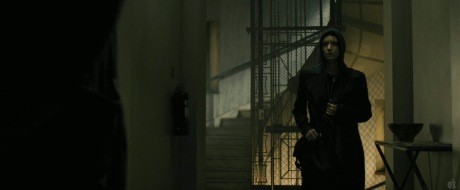 Ejderha Dövmeli Kız Fotoğrafı