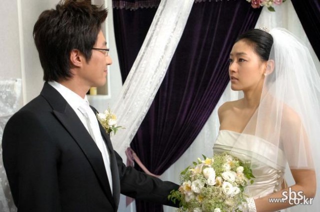 Money's Warfare Fotoğrafı