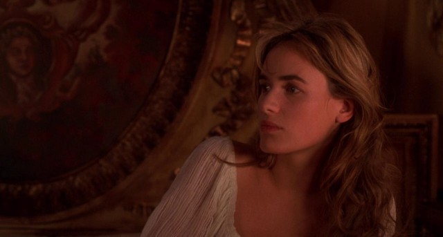 Demir Maskeli Adam Fotoğrafı