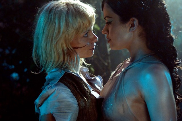 Lesbian Vampire Killers Fotoğrafı