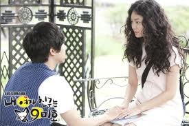 Kız Arkadaşım Dokuz Kuyruklu Bir Tilki Fotoğrafı