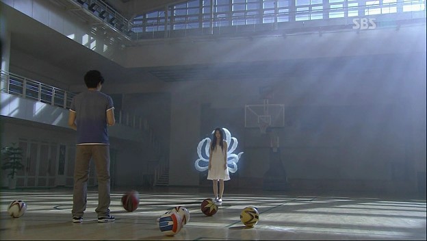 Kız Arkadaşım Dokuz Kuyruklu Bir Tilki Fotoğrafı