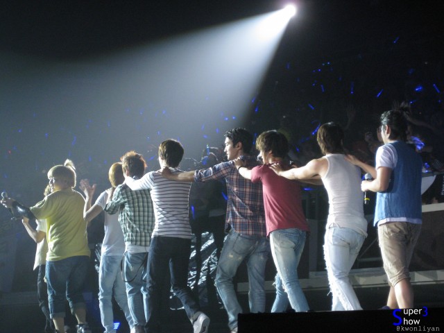 Supershow 3 3d Fotoğrafı