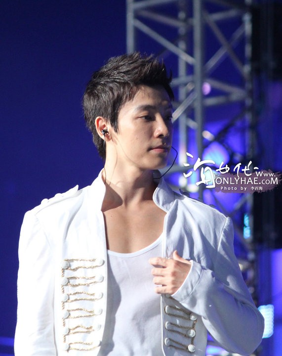 Supershow 3 3d Fotoğrafı