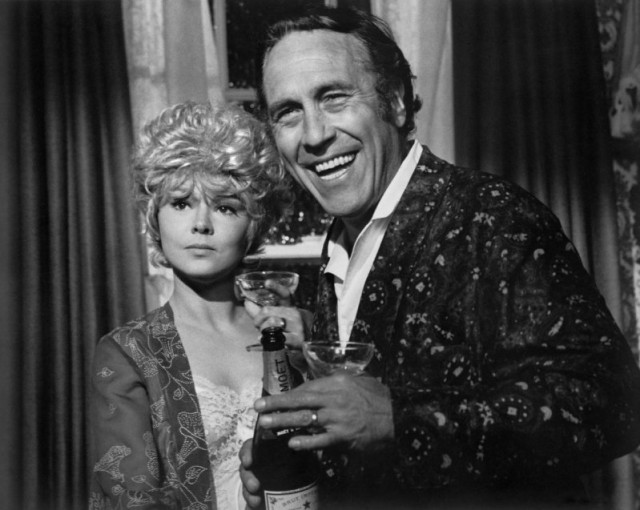 Kadın - Erkek Savaşı Fotoğrafı