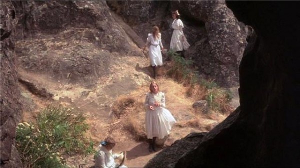 Picnic At Hanging Rock Fotoğrafları 1