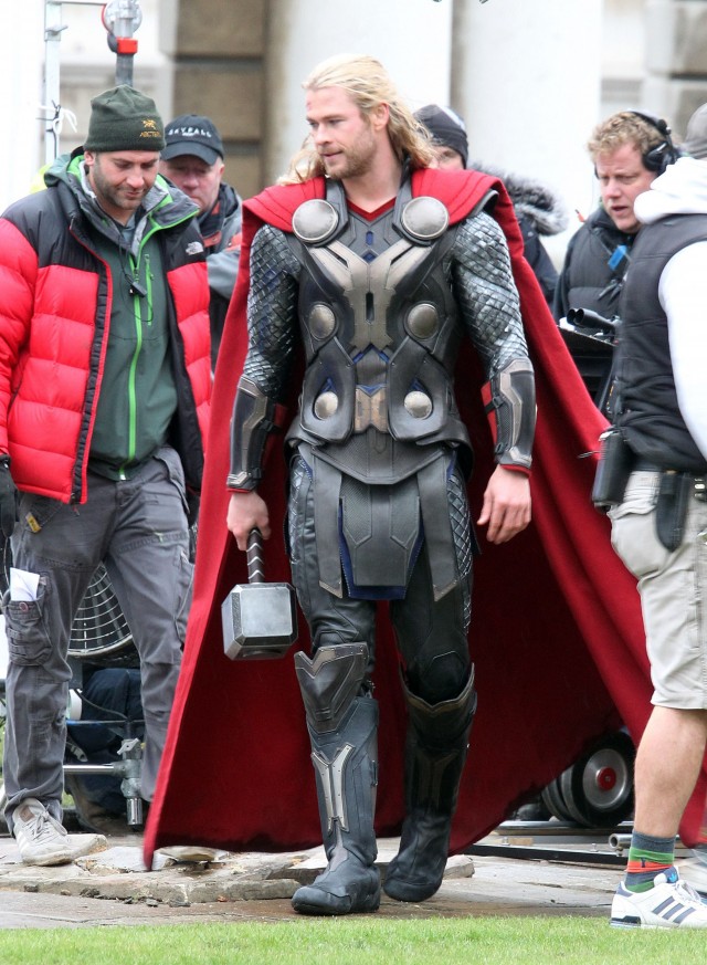 Thor: Karanlık Dünya Fotoğrafı