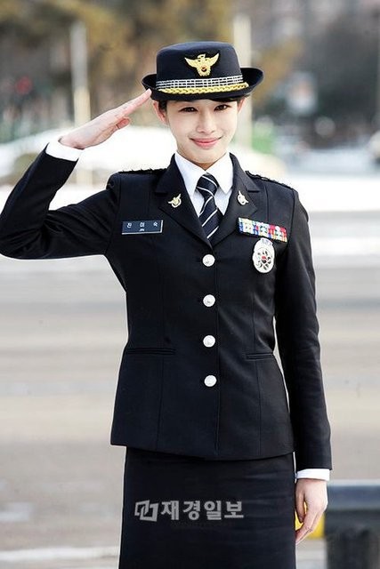 Belalı Polisler Fotoğrafı