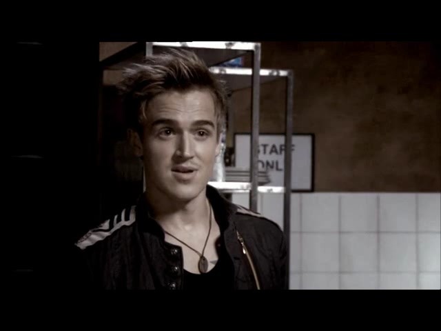 McFly Nowhere Left To Run Fotoğrafı