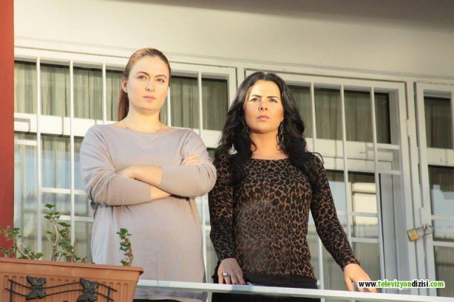 Umutsuz Ev Kadınları Fotoğrafı