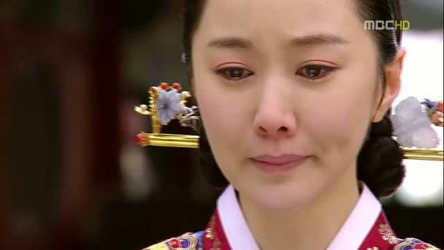 The Moon That Embraces the Sun fotoğrafı