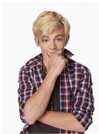 Austin Ve Ally Fotoğrafı