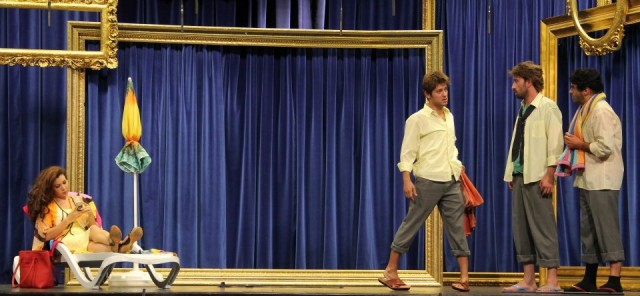 İnsanlar Alemi Fotoğrafı