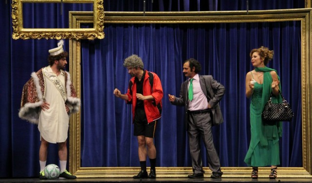 İnsanlar Alemi Fotoğrafı