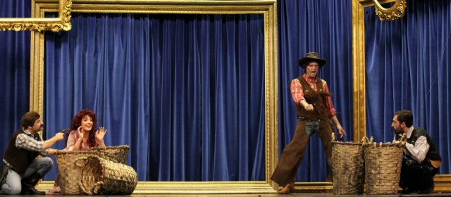 İnsanlar Alemi Fotoğrafı