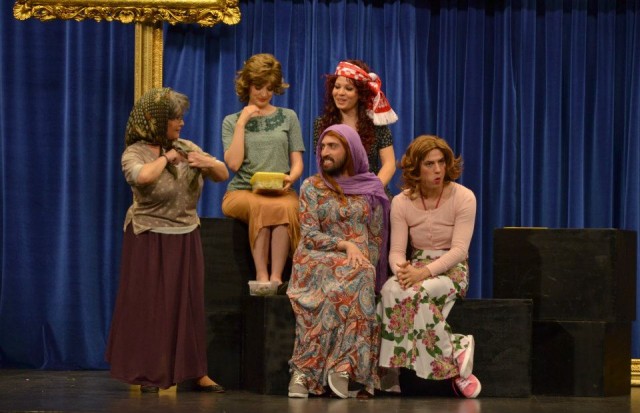 İnsanlar Alemi Fotoğrafı