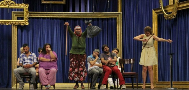 İnsanlar Alemi Fotoğrafı