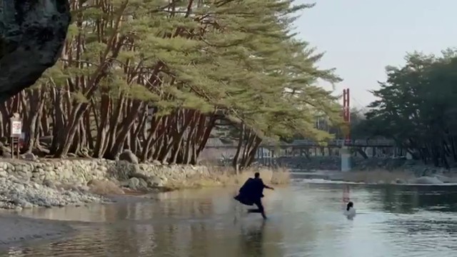 Wind Blows in Winter Fotoğrafı