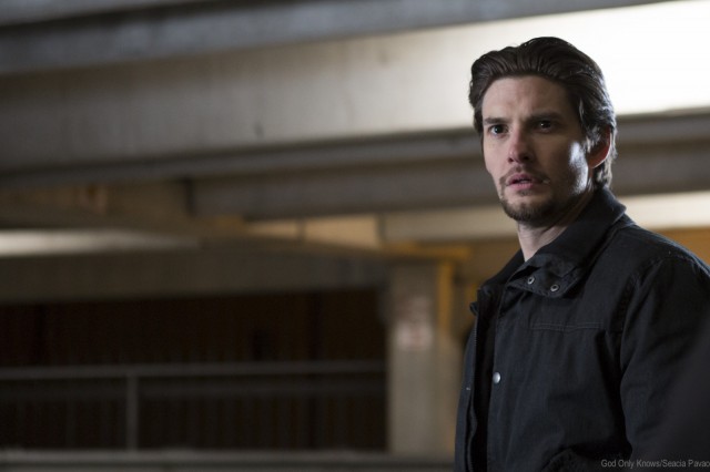 By the Gun Fotoğrafı