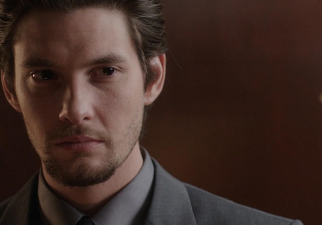 By the Gun Fotoğrafı